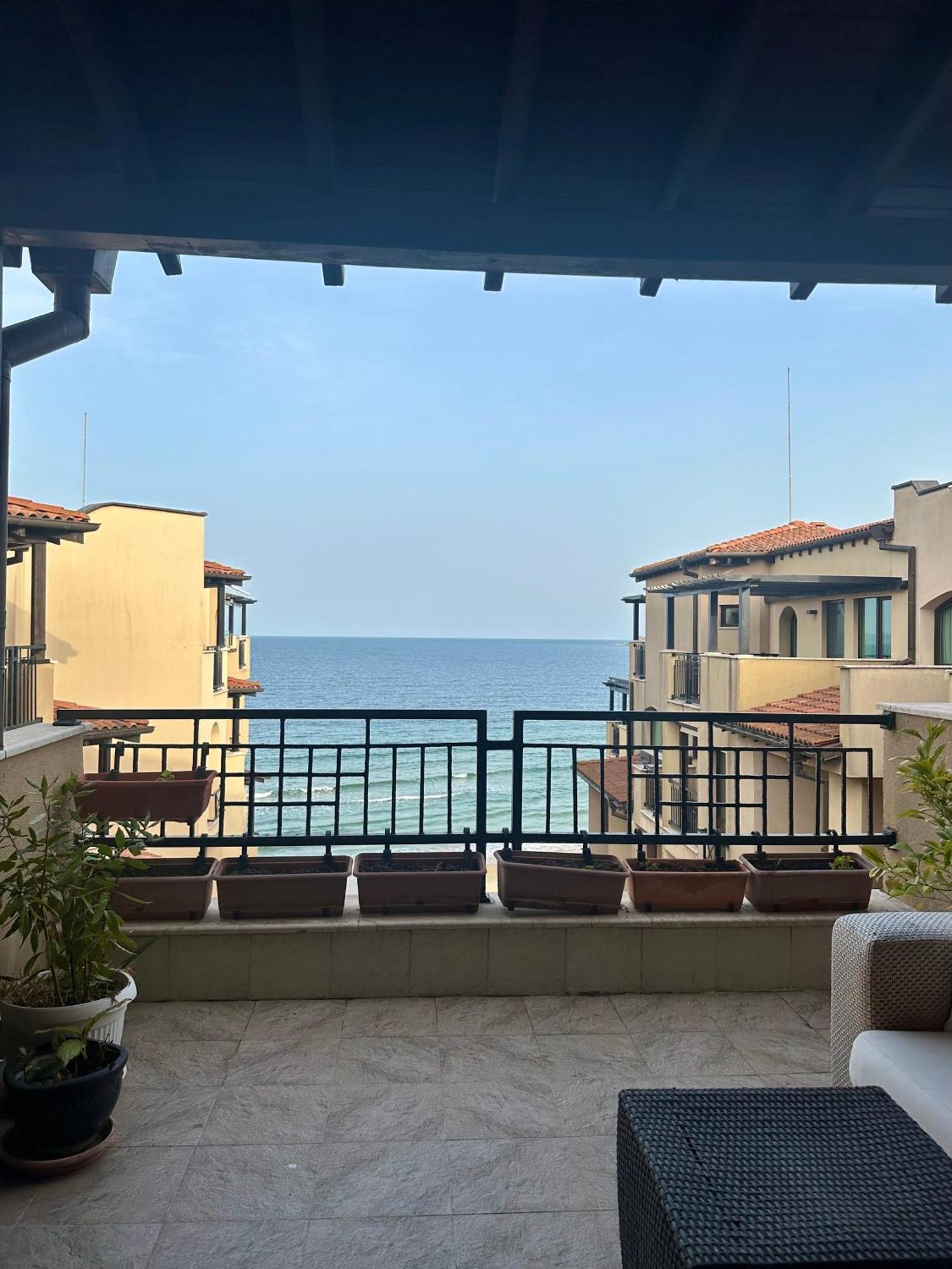 Oazis Vip Club Apart otel Sunny Beach Dış mekan fotoğraf